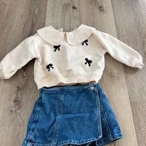 Zara Cream Sweatshirt with Black Bow Accents Set